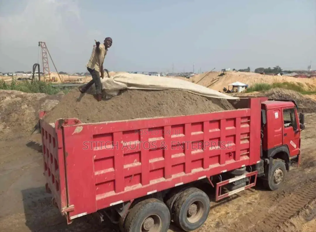 Supplier of Sharp Sand
