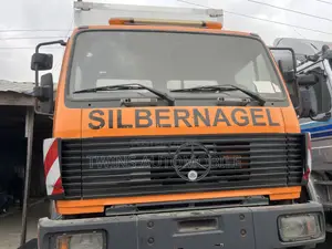 Mercedes-Benz 1722