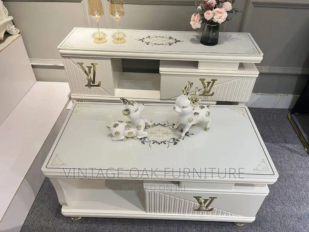 Classic Centre Table With TV Stand