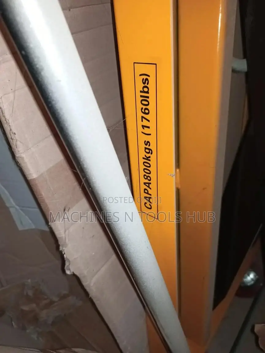 Manual Scissors Lift