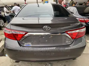 Toyota Camry 2015 Gray