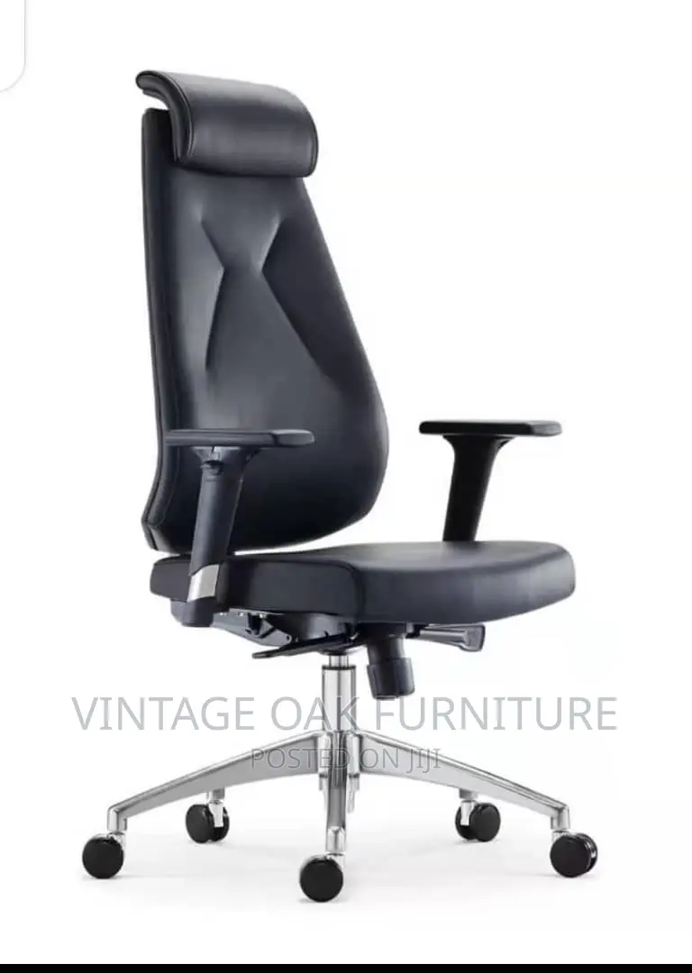 Executive Office Swivel Chair With Headrest