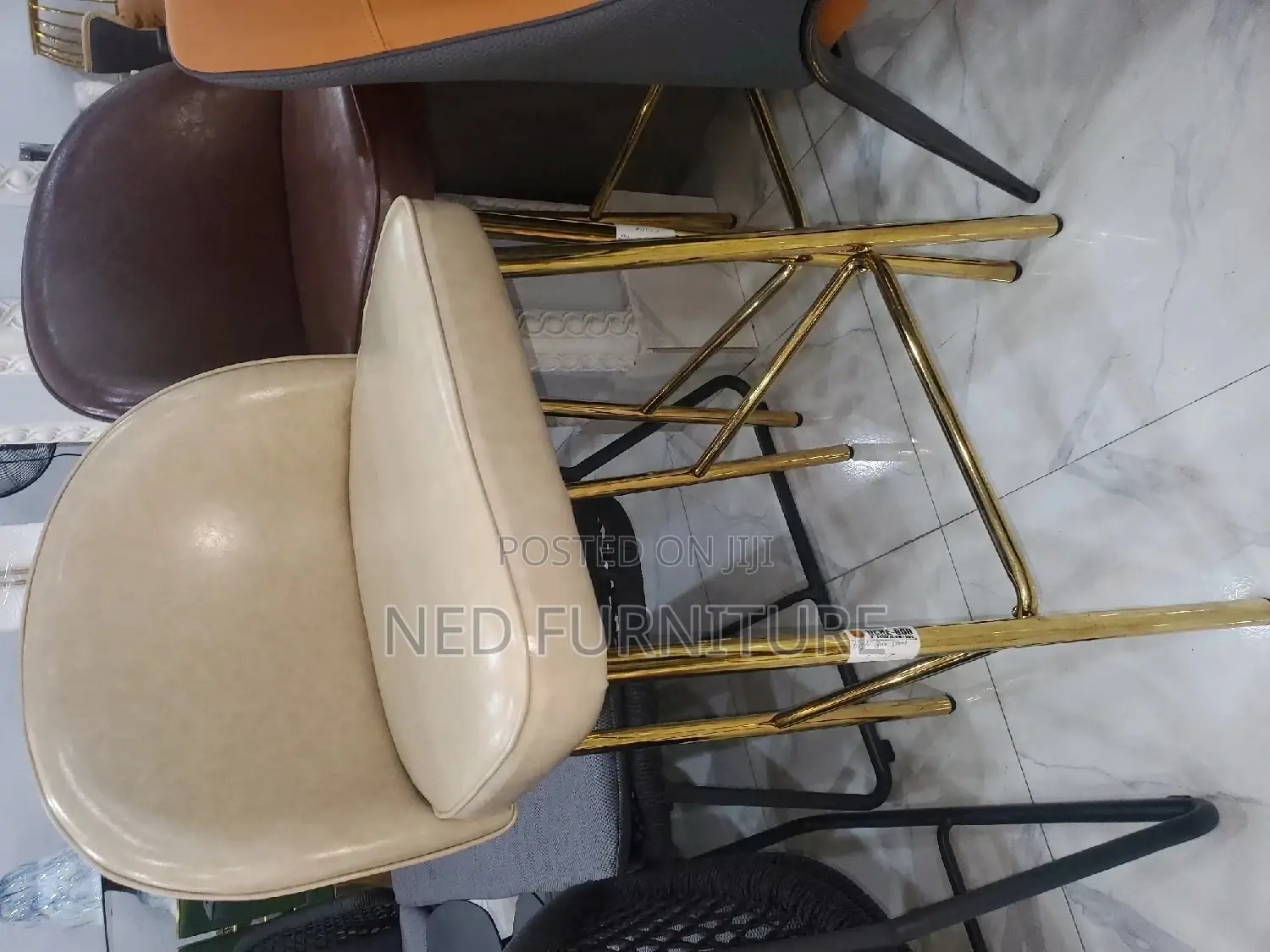 Luxury Leather Bar Stool