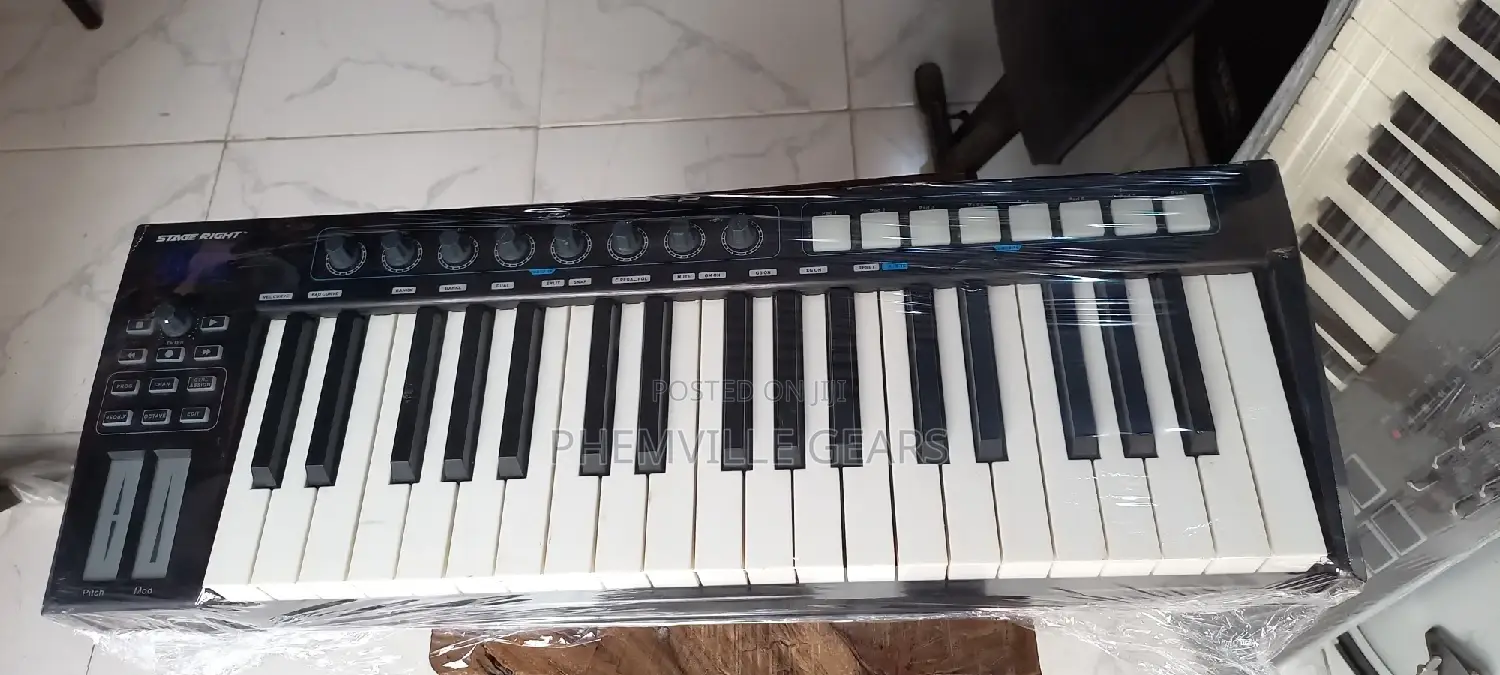 Quality Uk Used Stage Right Midi Keyboard