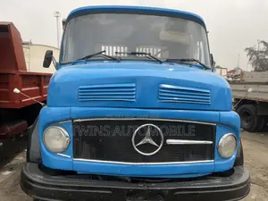 Photo - Mercedes-Benz 911