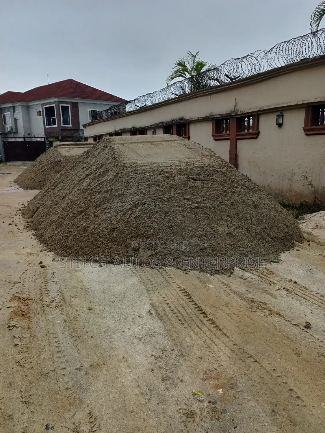 Supplier of Sharp Sand