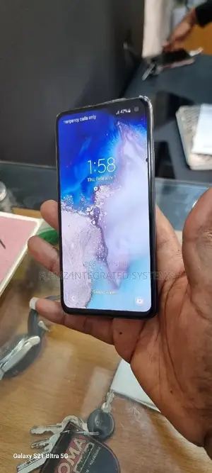 Samsung Galaxy S10e 128 GB Blue