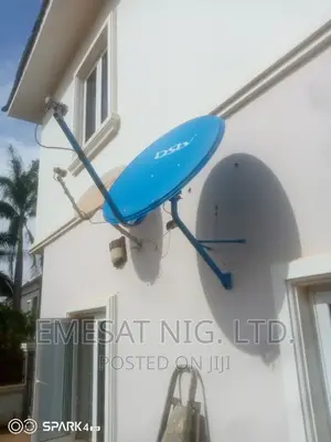 DSTV SLTV Decoder+Installation+1month Yanga Subscription.