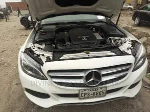 Mercedes-Benz C300 2016 White