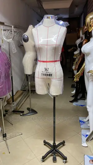 Xl Butterfly  Fully Pinnable Dressform