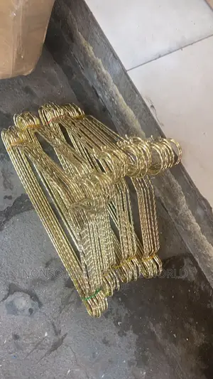 Twisted Body Gold Hangers For Clothes