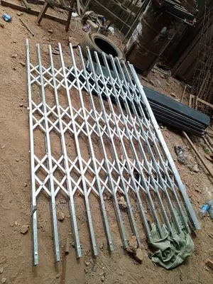 4ft by 7ft Collapsible Gate