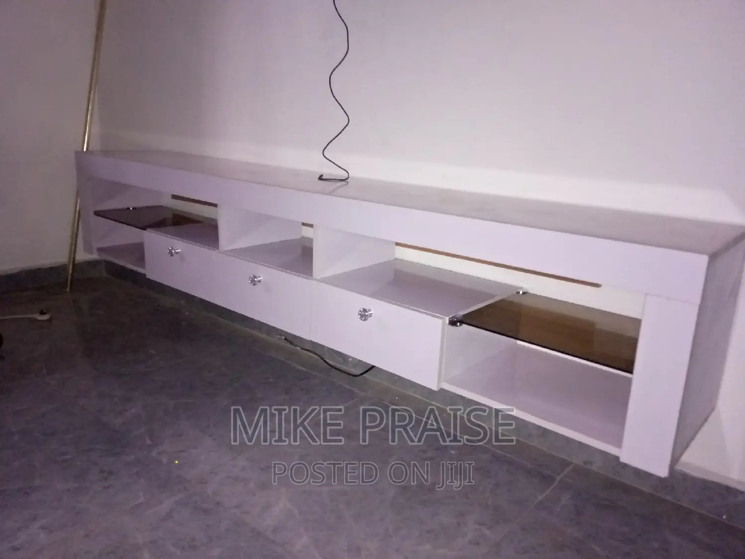 A Quality Tv Stand