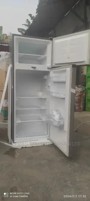 Hisense 205L Double Door Freezer Fridge Fast Freezing A++
