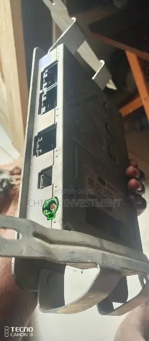 Amplifier Range Rover Velar 2018-20