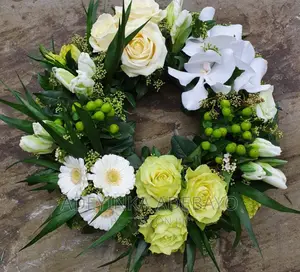 Trendy Wreath for Events and Funeral