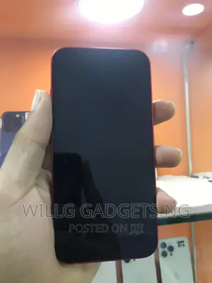 Apple iPhone 13 128 GB Red