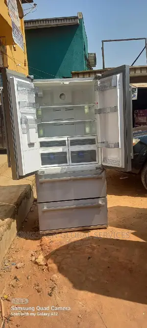 Beko Blomberg French Door Refrigerator Plus Water Dispenser