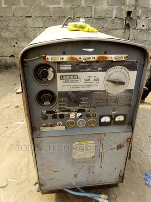 Lincoln Welding Machine (500 Amps)