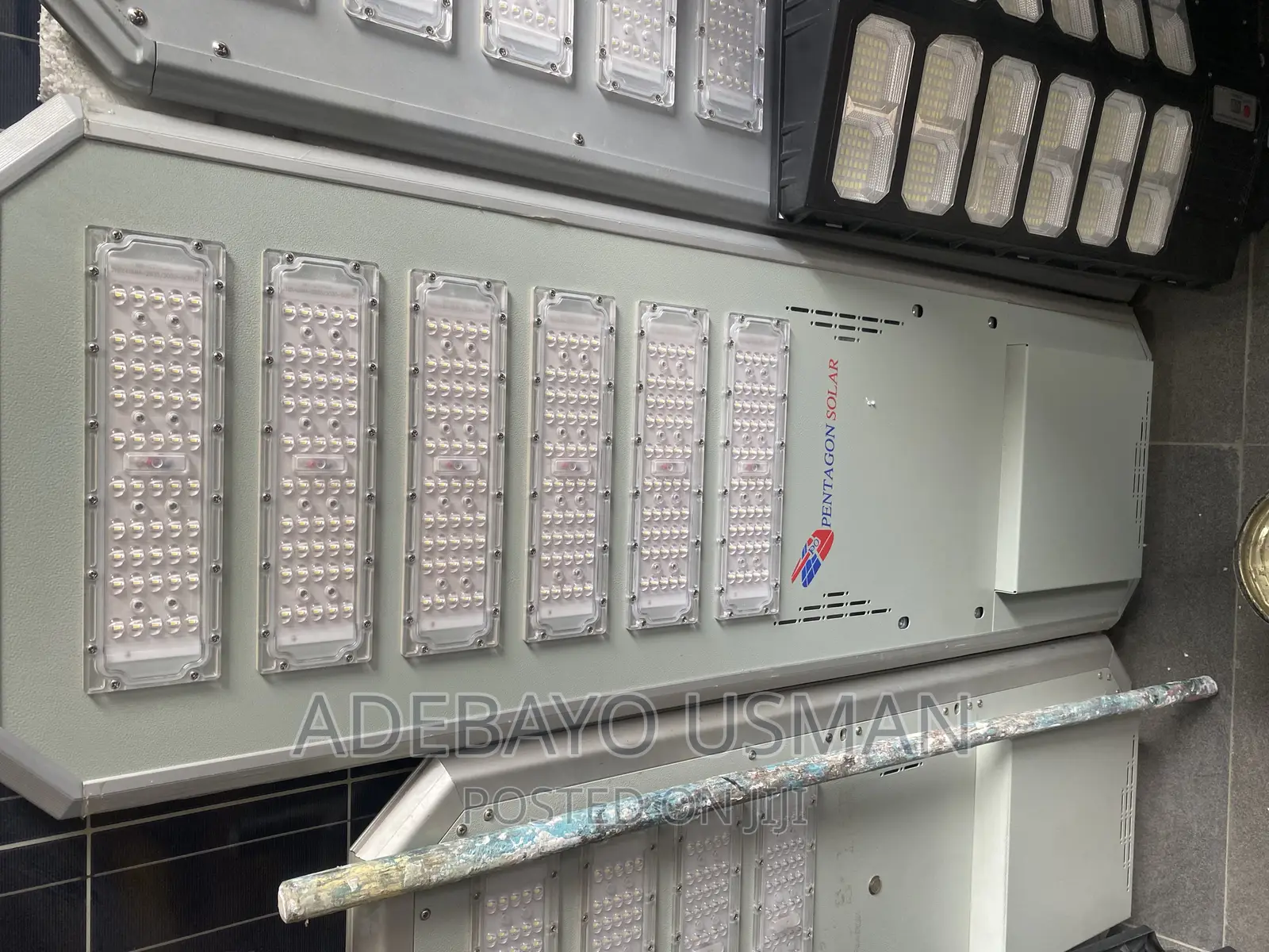 200 Watts Solar Street Light