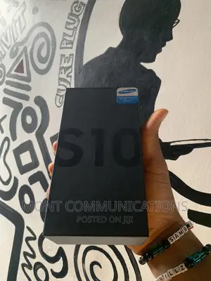 New Samsung Galaxy S10 128 GB Black