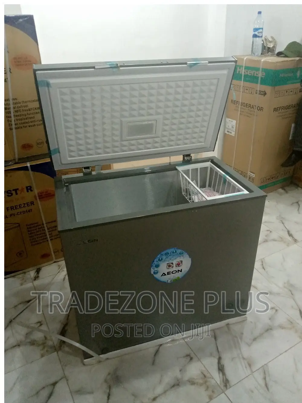 Aeon(200l) Chest Freezer- Grey