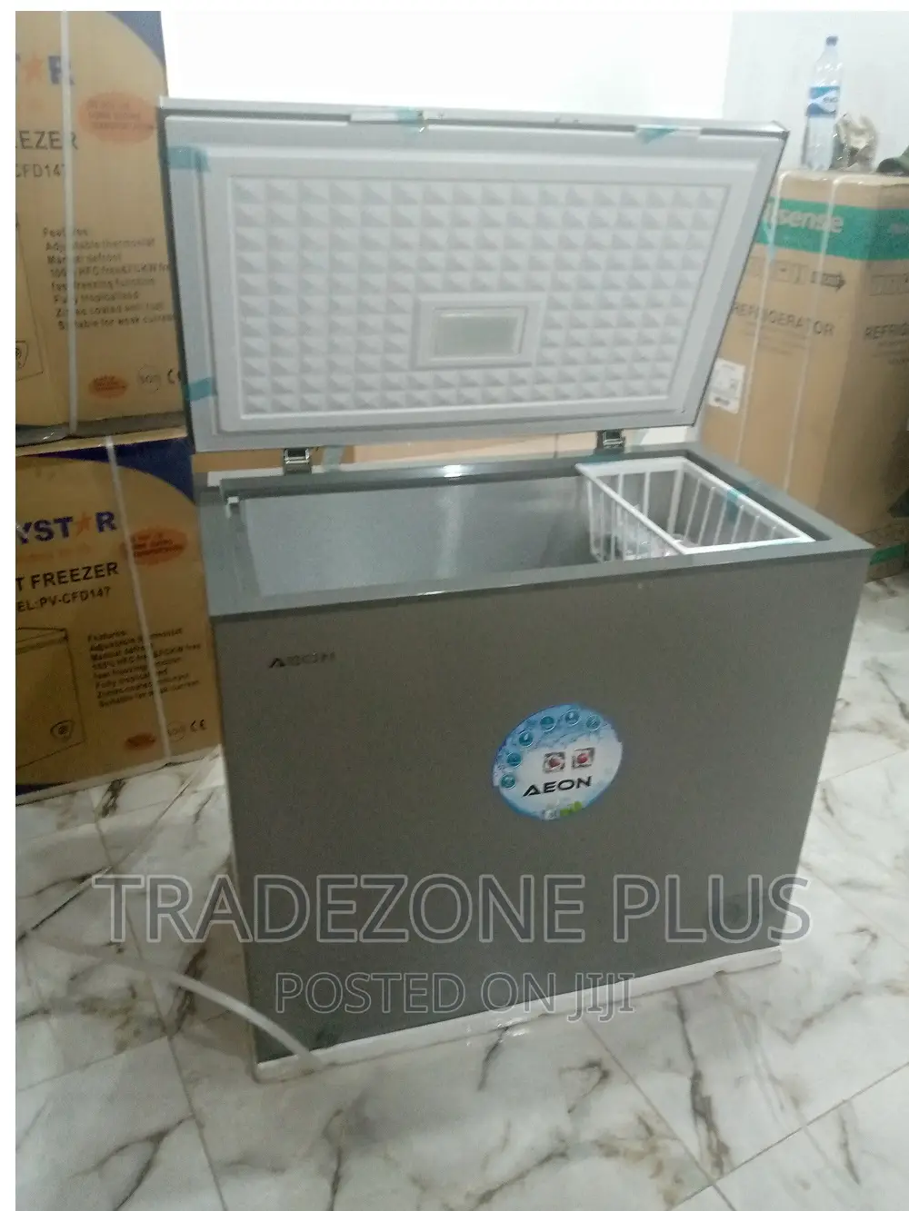 Aeon(200l) Chest Freezer- Grey
