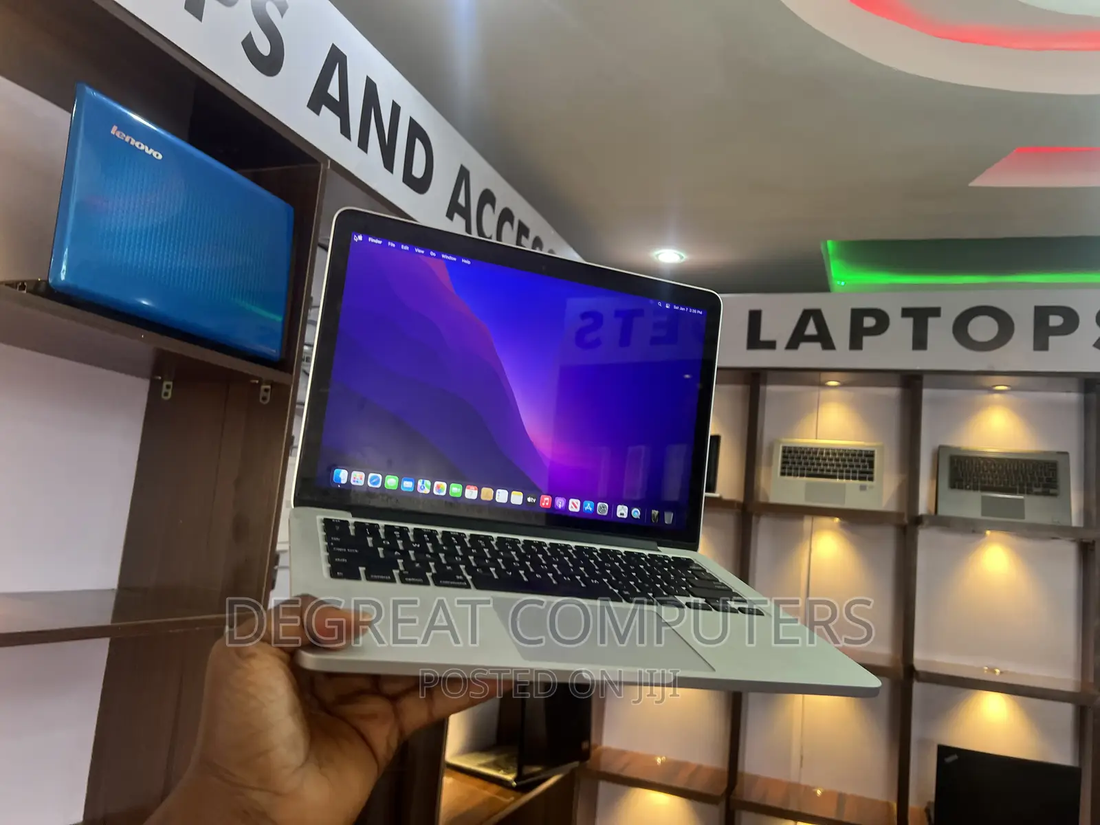 Laptop Apple MacBook Pro 2015 8GB Intel Core I5 SSD 256GB
