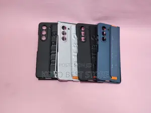 Samsung Galaxy Fold 5 With Strap and Screen Guide