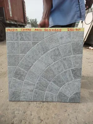 Compound Floor 60.5x60.5