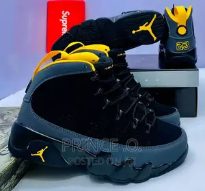 Air Jordan 6 Retro "Black/White" Sneakers