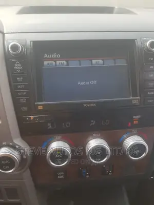 Toyota Tundra Navi Radio
