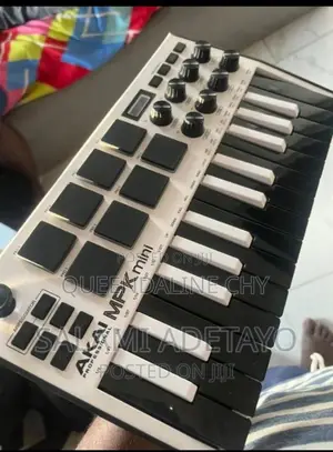 Akai MPK Mini Akai Keyboard