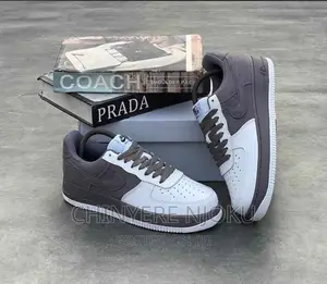 Men's Canvas Shoes