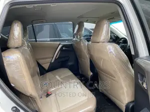 Toyota RAV4 2014 White