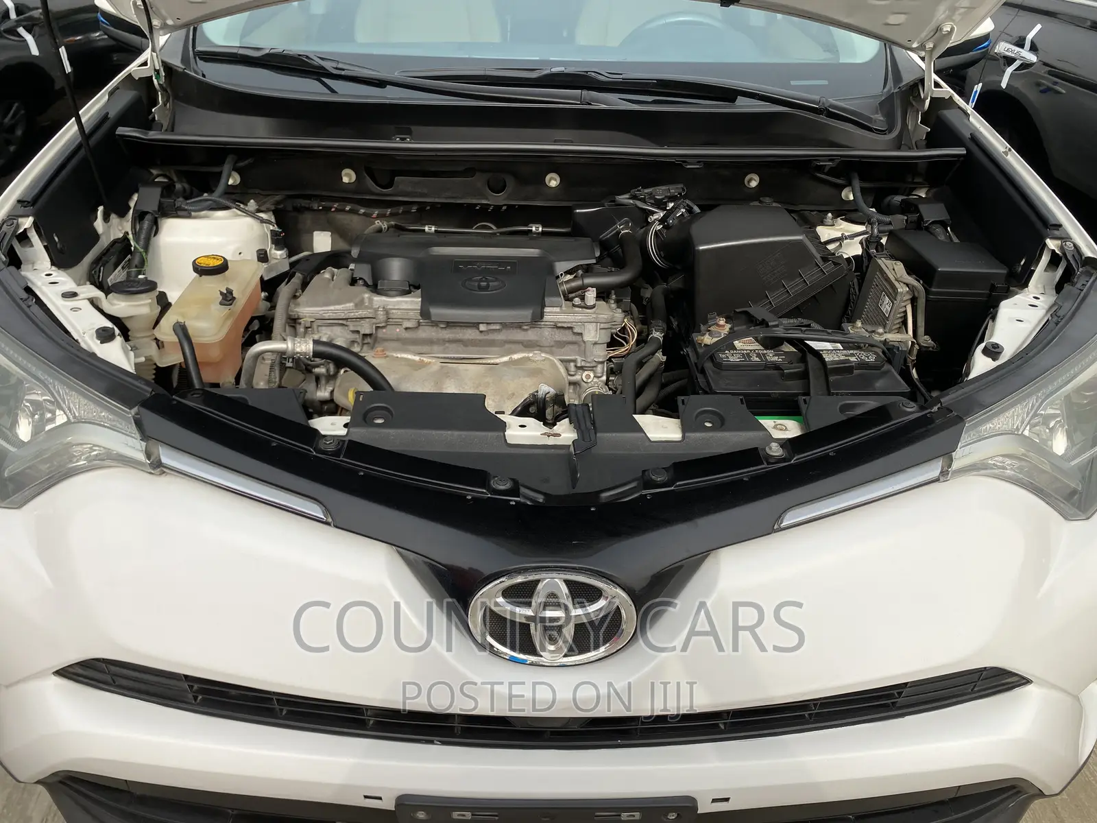 Toyota RAV4 2014 White