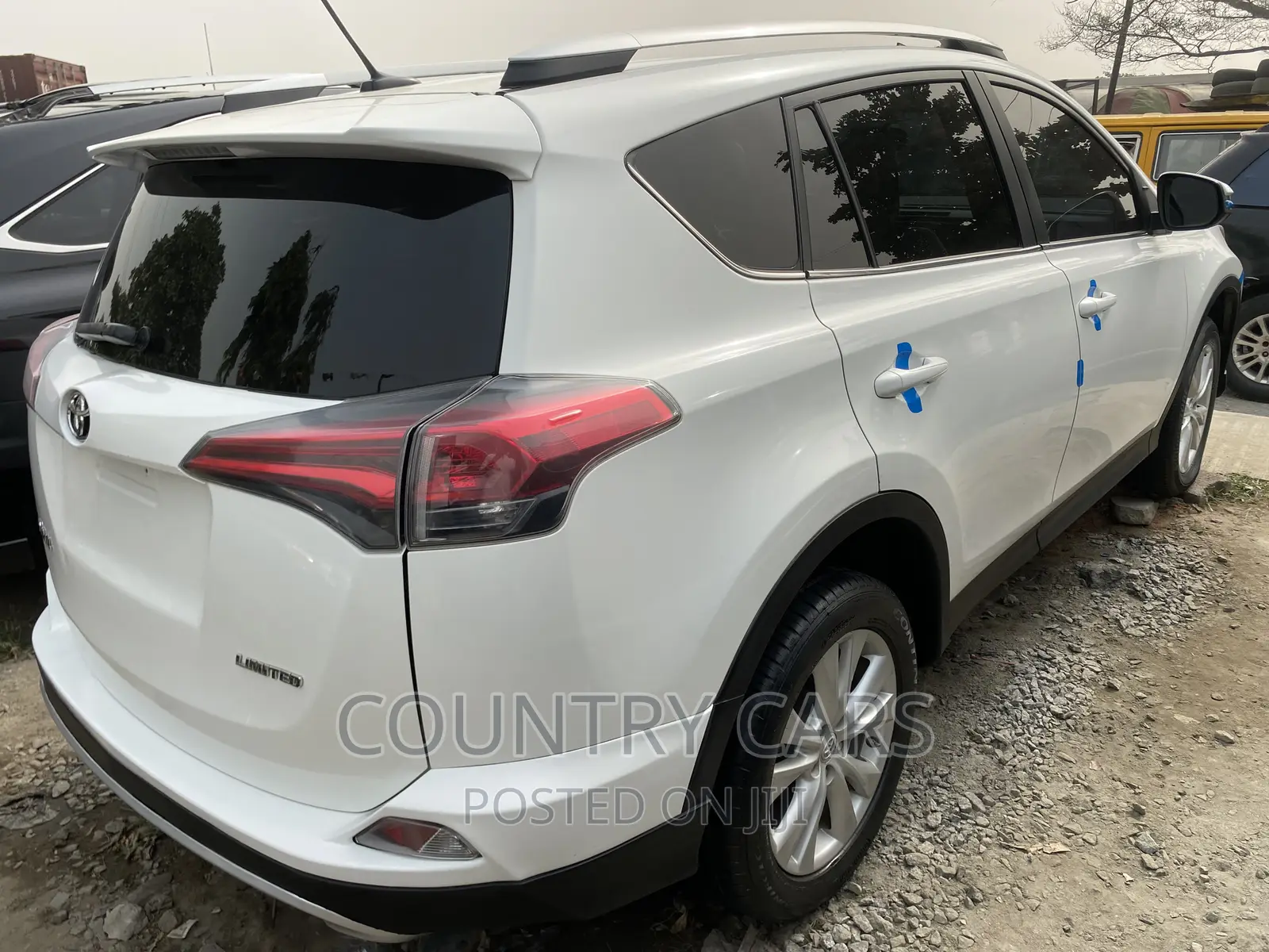 Toyota RAV4 2014 White