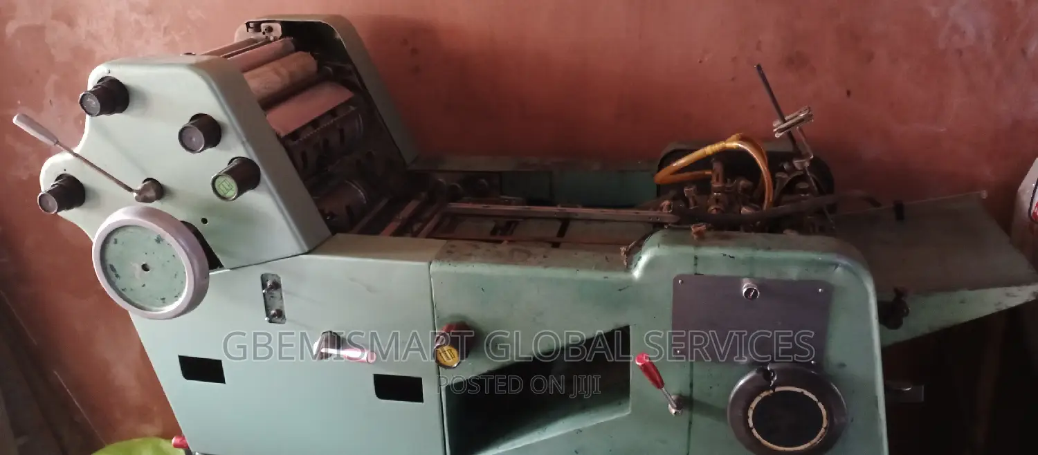 211 311 Machine