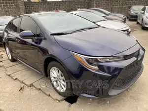 Toyota Corolla LE 2022 Blue