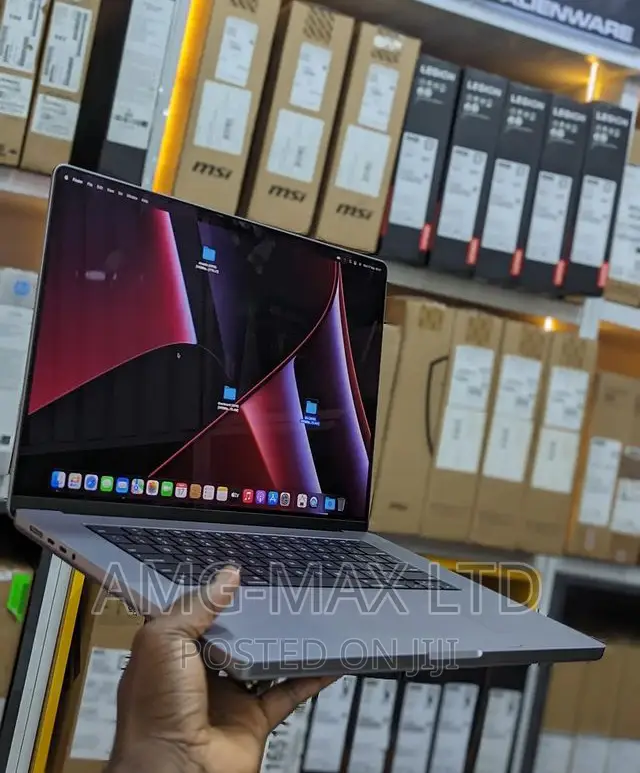 Laptop Apple MacBook Pro 64GB Apple M1 Max SSD 1T