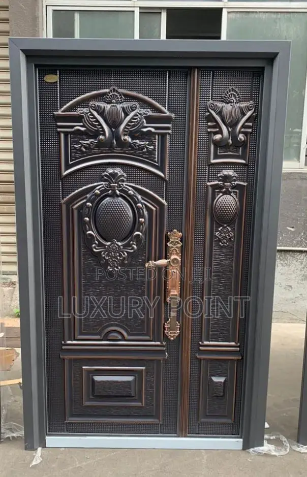 Cooper Cast Door Z002