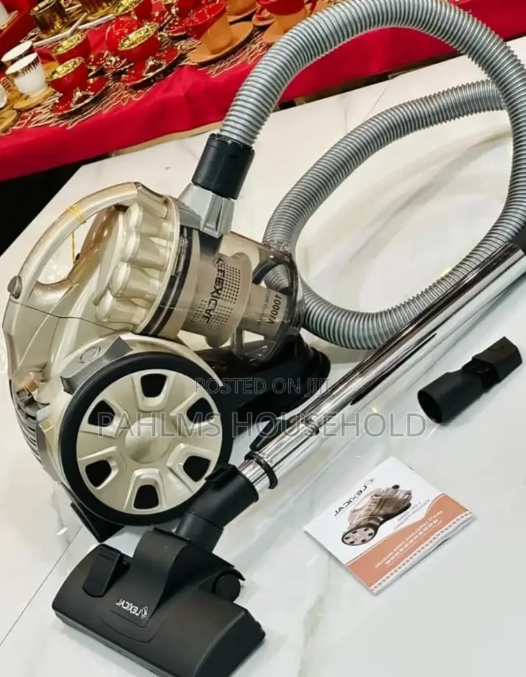 Vacuum Cleaner