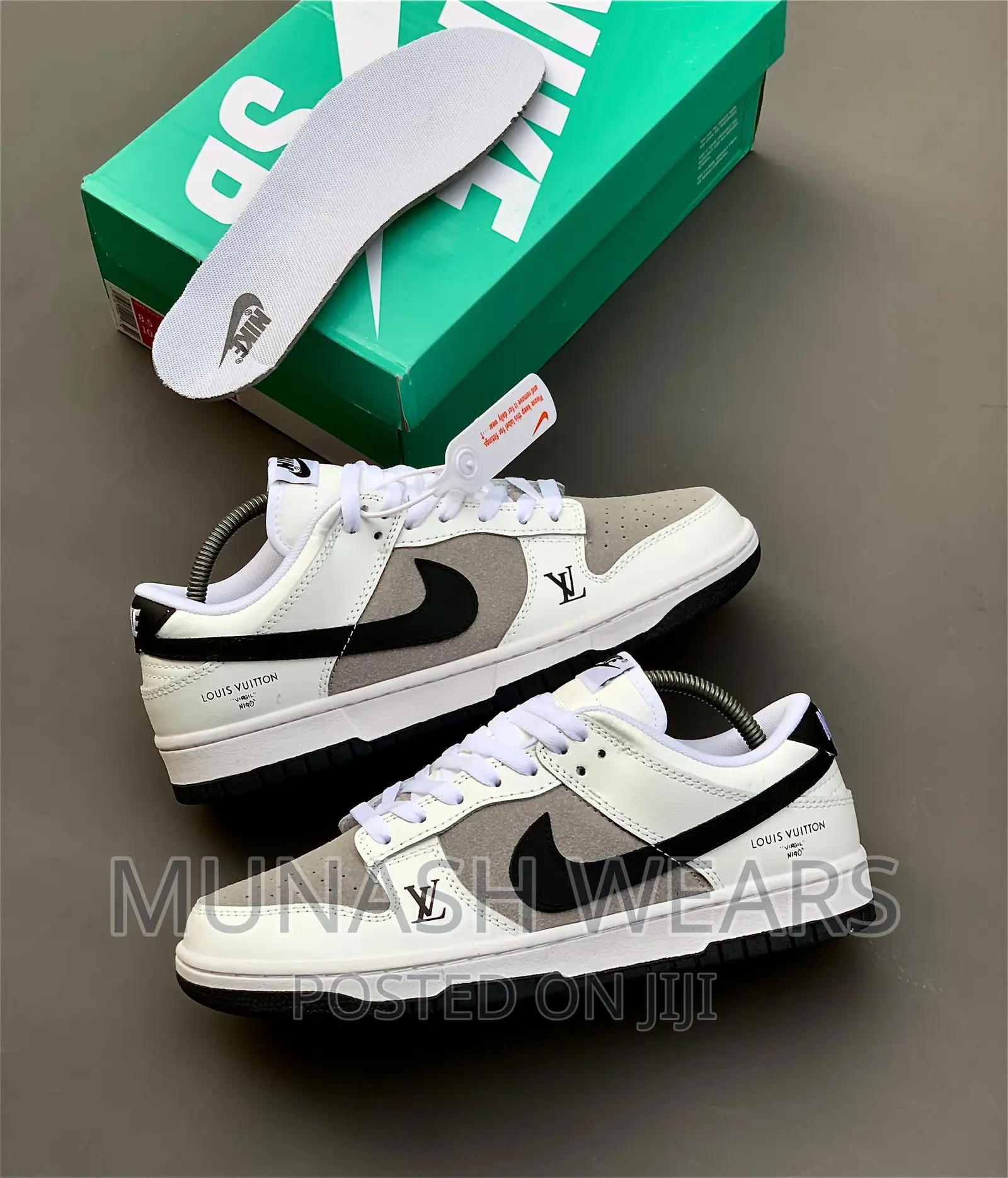 Original Nike Sneakers