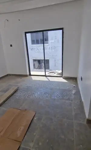 4bdrm Duplex in Jahi for sale