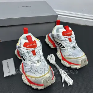 Luxury BALENCIAGA Track Runner