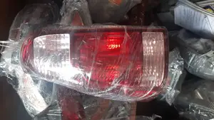 Back Light Toyota 4runa 2004 Model