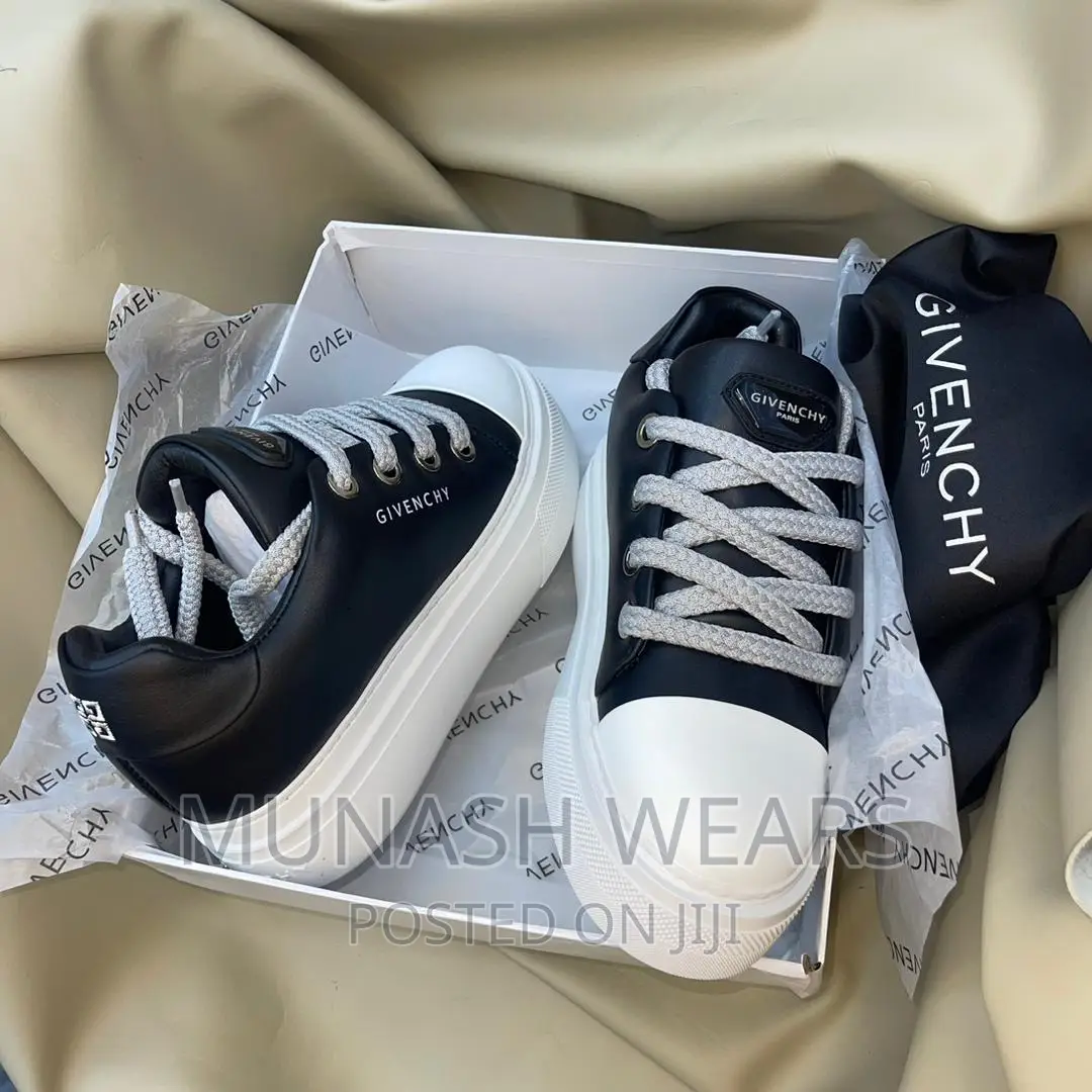 Givenchy Paris Sneakers