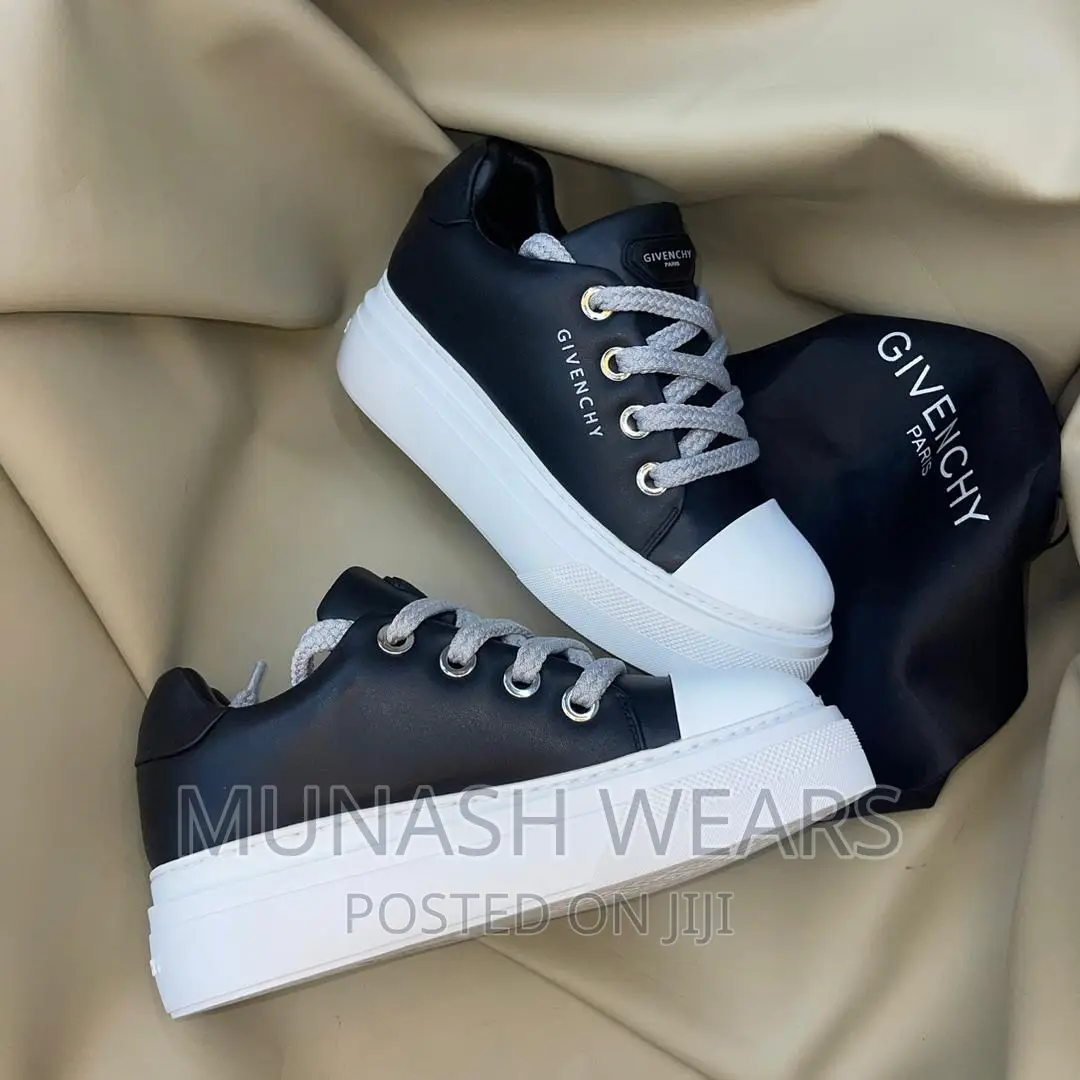 Givenchy Paris Sneakers