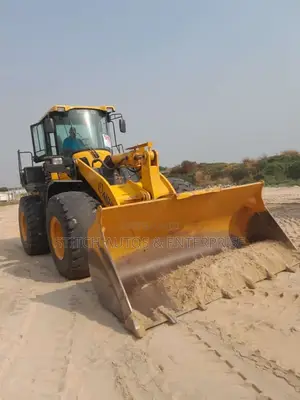 Hiring/Renting of Payloader Heavy Duty Machines