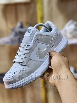 Men's Canvas Shoes